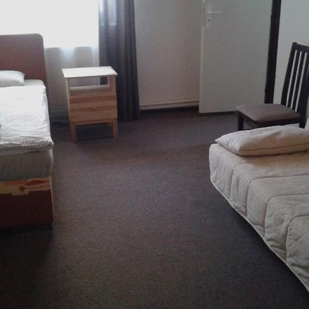 Hotel & Restaurant Adolfovsky Dvur 외부 사진